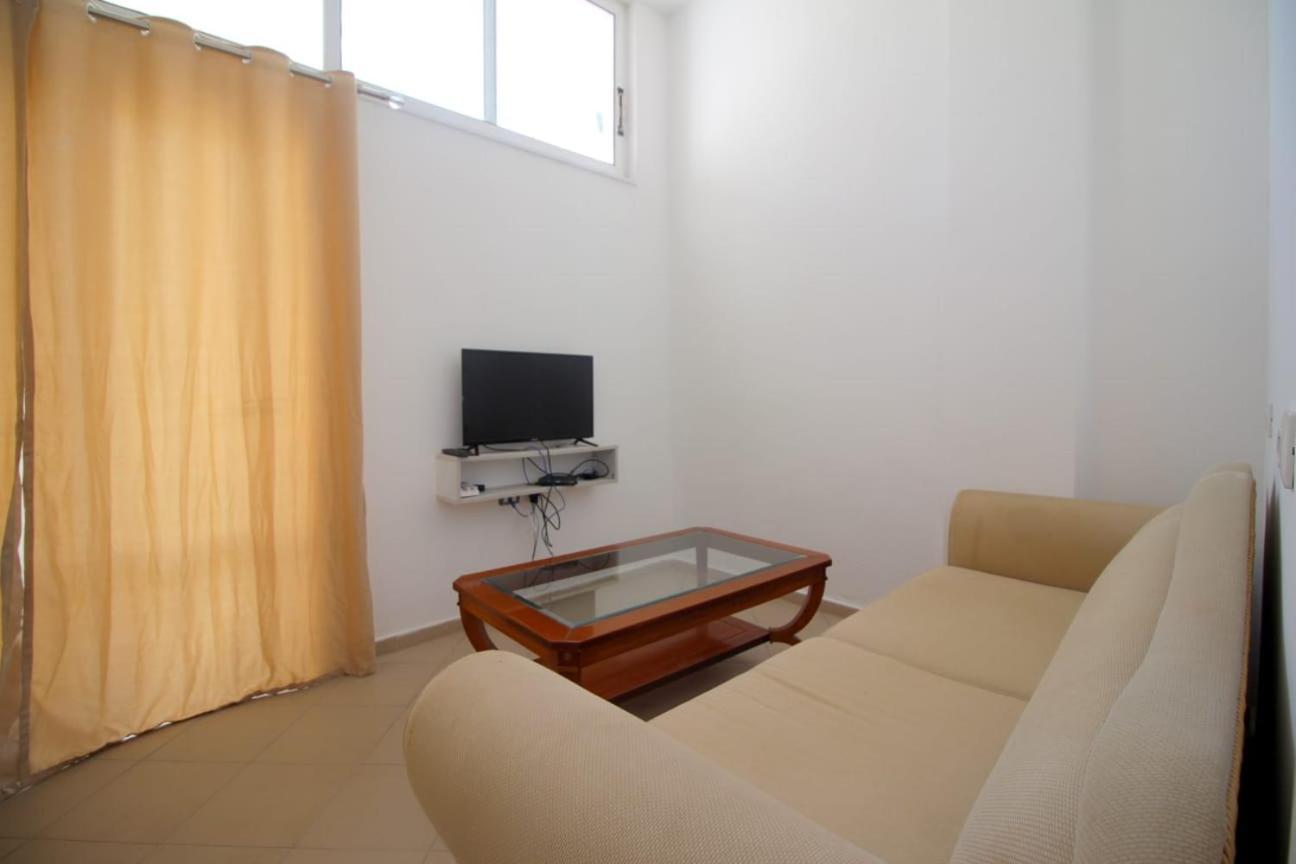 Hostel K13 Sarande Exterior photo